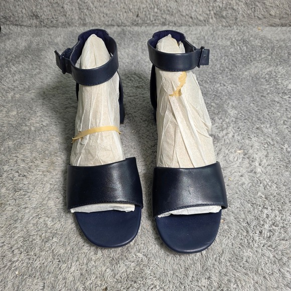 Clarks Dressy Sandals Open Toe Navy Leather Block Heel Women Size 11 - Picture 3 of 6